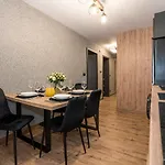 Giewont View Z Widokiem Seven & Sauna - Grunwaldzka Krupowki Centrum By Rentilopl Апартаменты Закопане