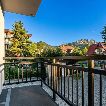 Апартаменты Giewont View Z Widokiem Seven & Sauna - Grunwaldzka Krupowki Centrum By Rentilopl
