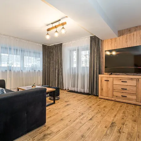 Apartment Giewont View Z Widokiem - Seven & Sauna, Jacuzzi, Basen - Grunwaldzka Krupowki Centrum By Rentilopl *
