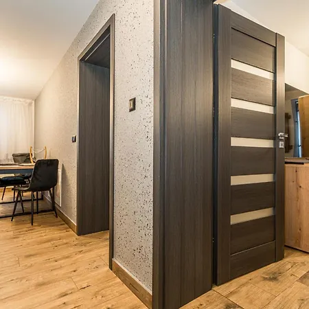 Апартаменты Giewont View Z Widokiem Seven & Sauna - Grunwaldzka Krupowki Centrum By Rentilopl Закопане